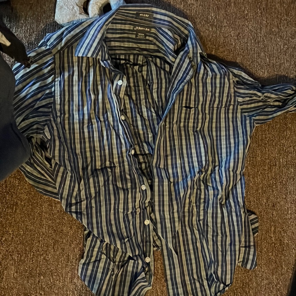 Dress shirt looking for someone nice to wear it.